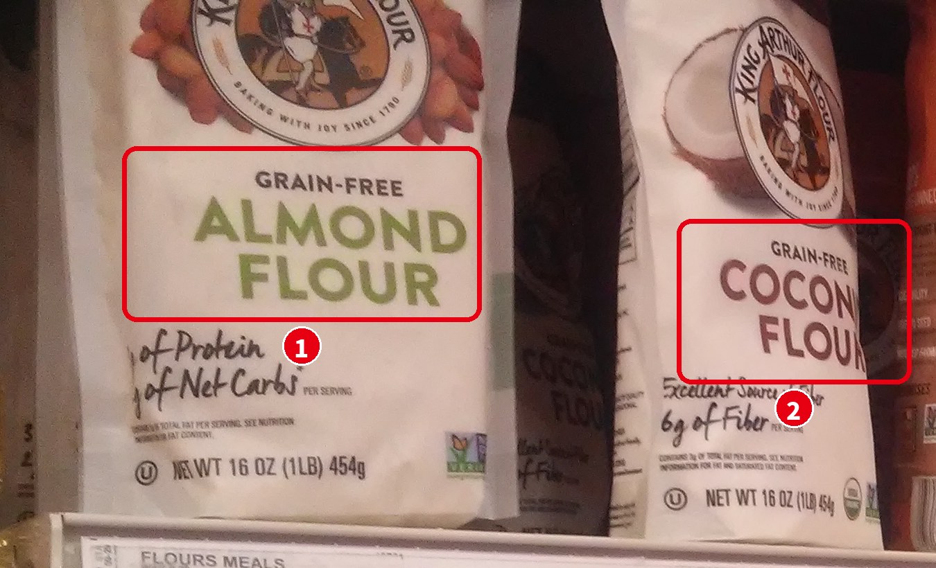King Arthur の Almond Flour と Coconut Flour の袋