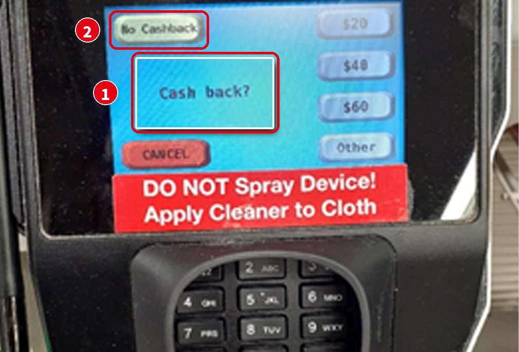 カード端末に表示された「Cash back?」の画面（No Cashbackと金額のボタン）